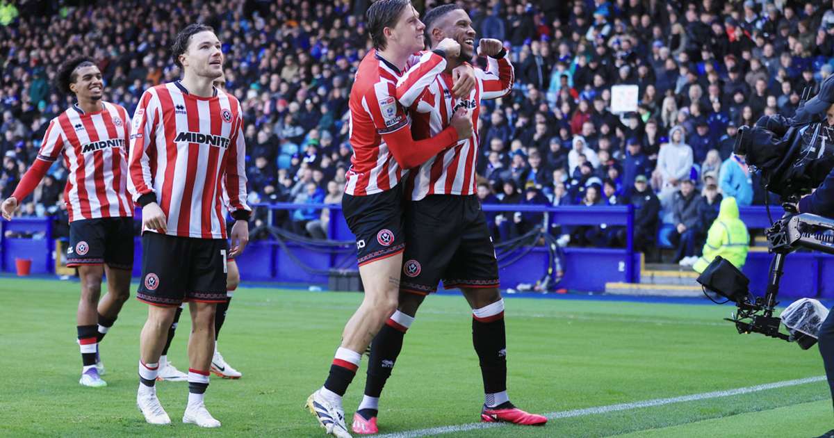 Campbell Brace Fires Blades to Dominant Derby Victory